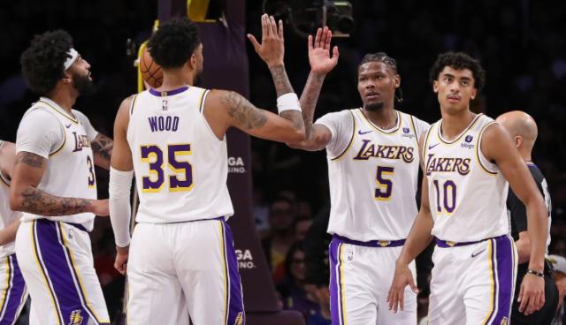 kaiyun官方-湖人新3D冲冠拼图：雷迪什两战35分 无需想念波普